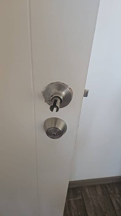 Puerta antes