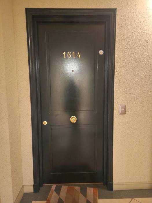 Puerta antes