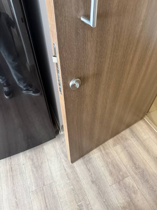 Puerta antes